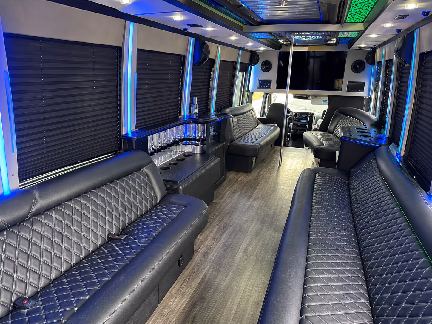 bus rentals for out of town wedding guests flying into east texas