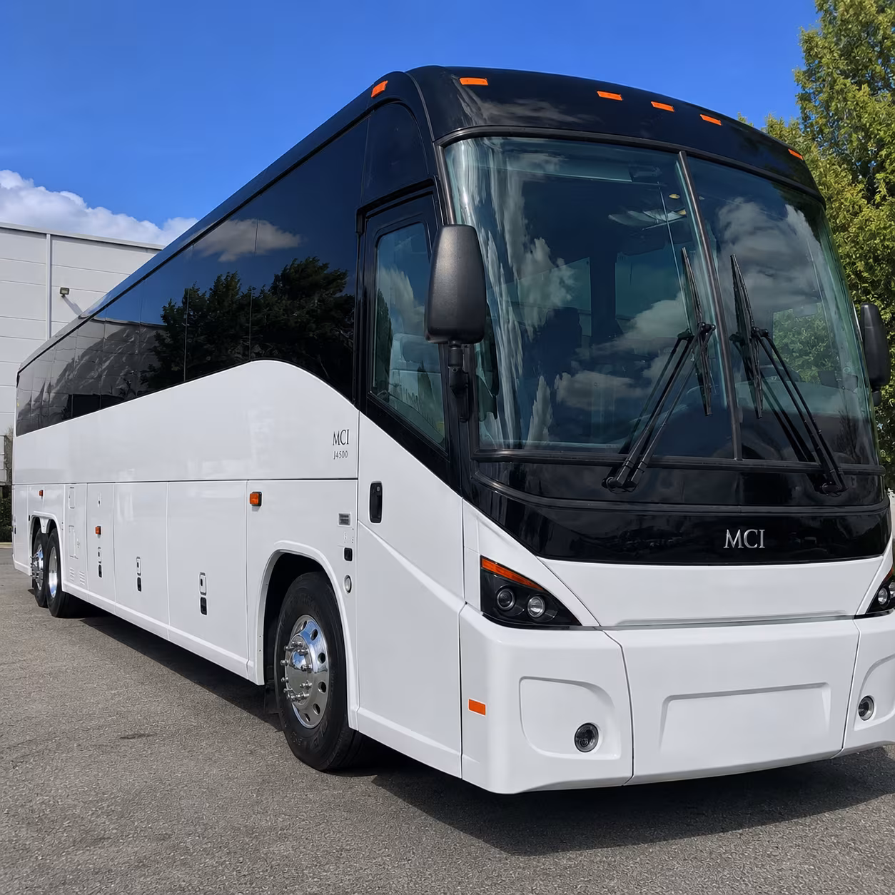 charter buses for corporate wine tour groups in the longview area