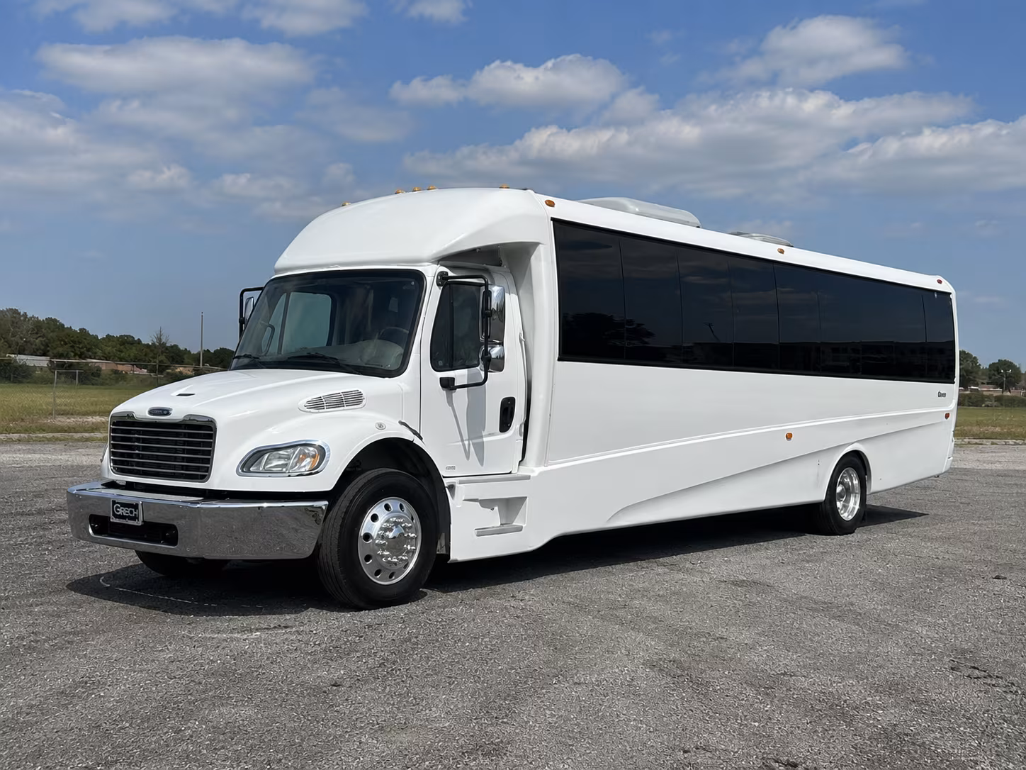 longview 50 passenger party bus