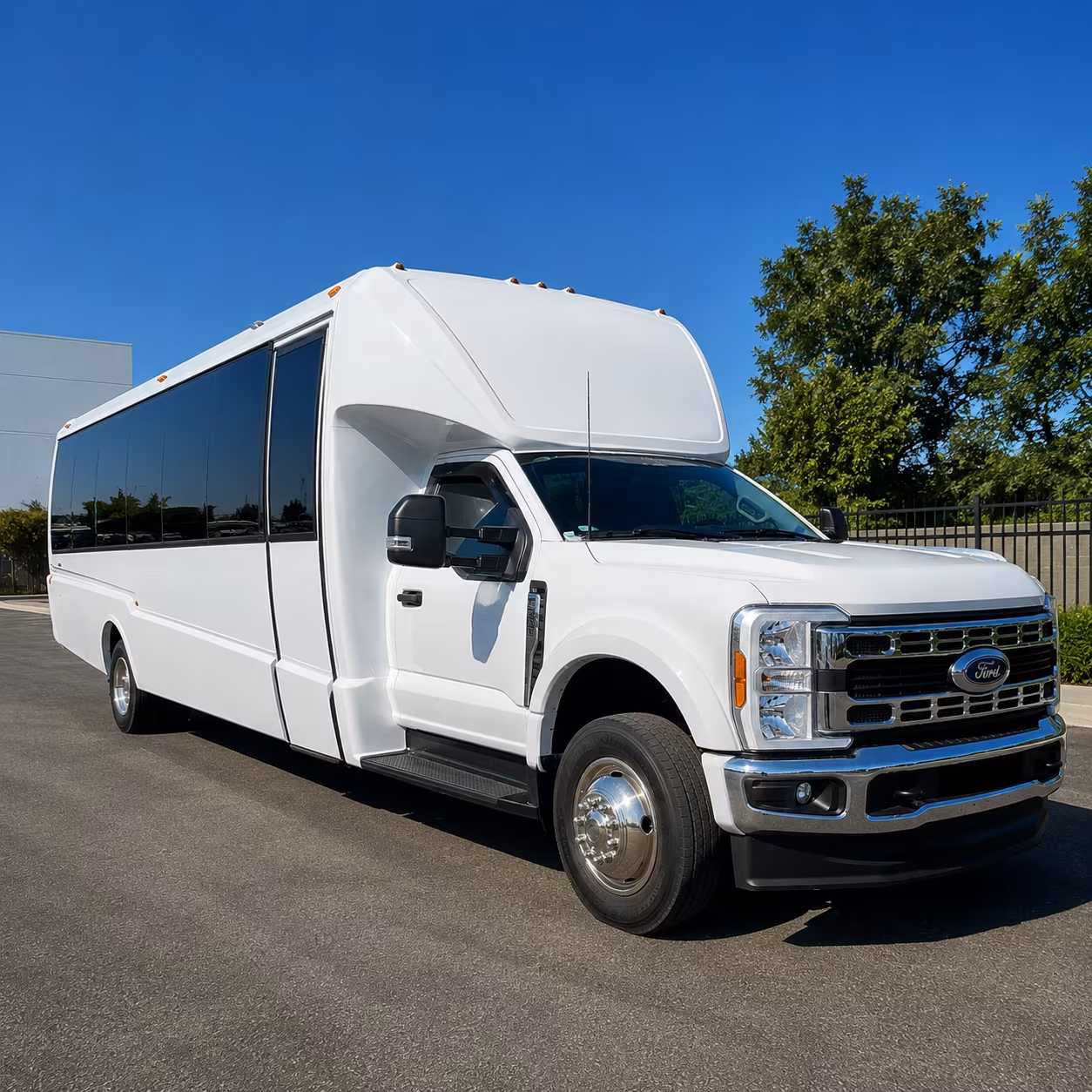 minibuses for small group and enrichment field trips in east texas