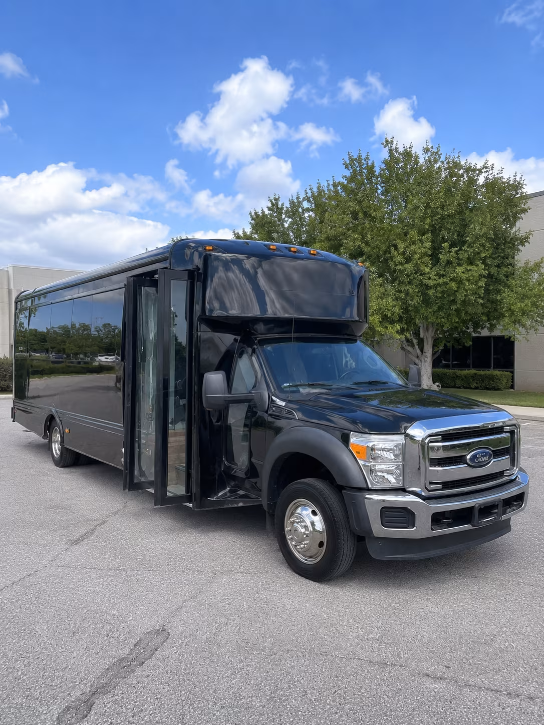 pub crawl and birthday party buses in longview