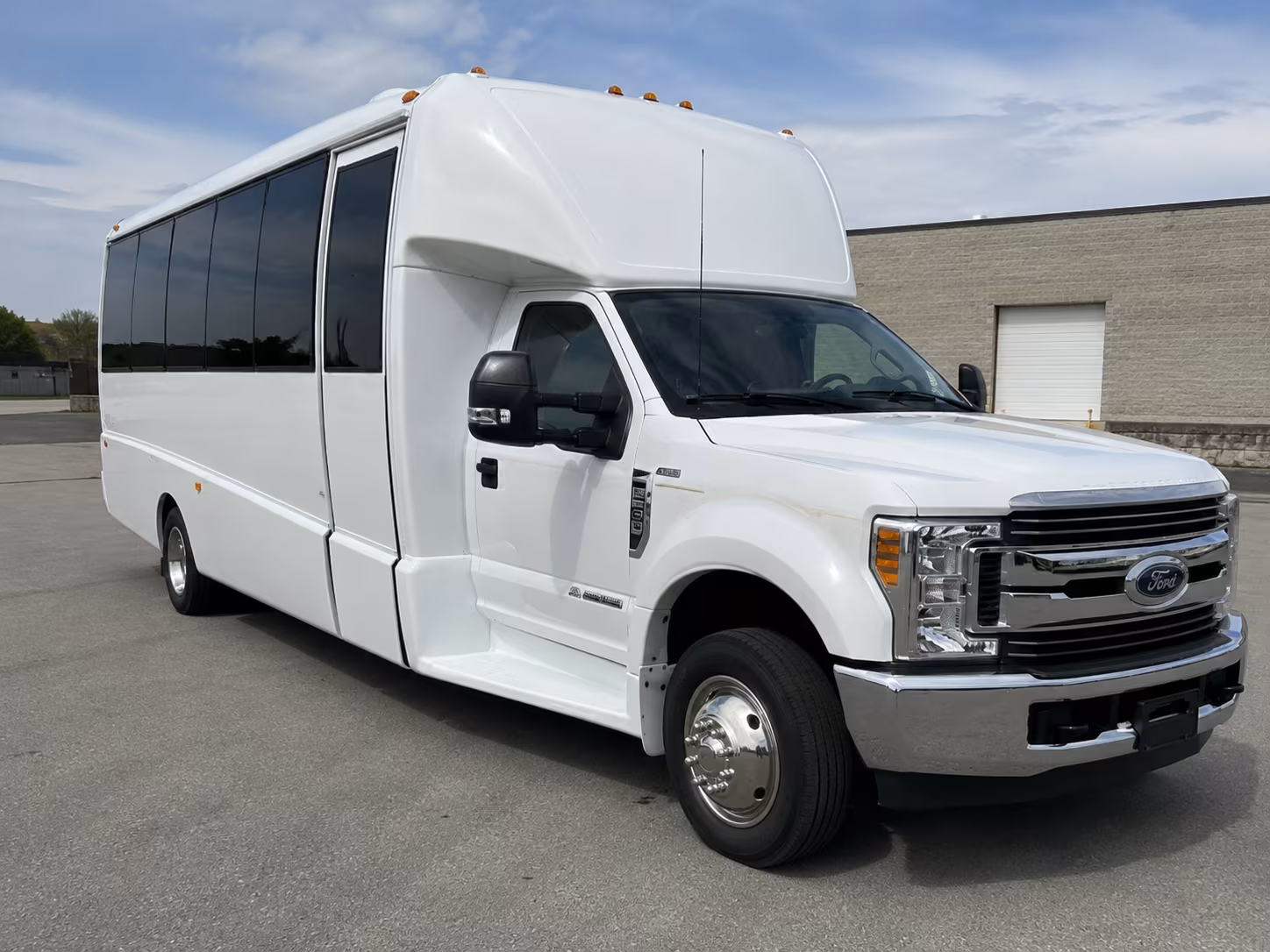 secure transportation for your next bachelor or bachelorette party 5