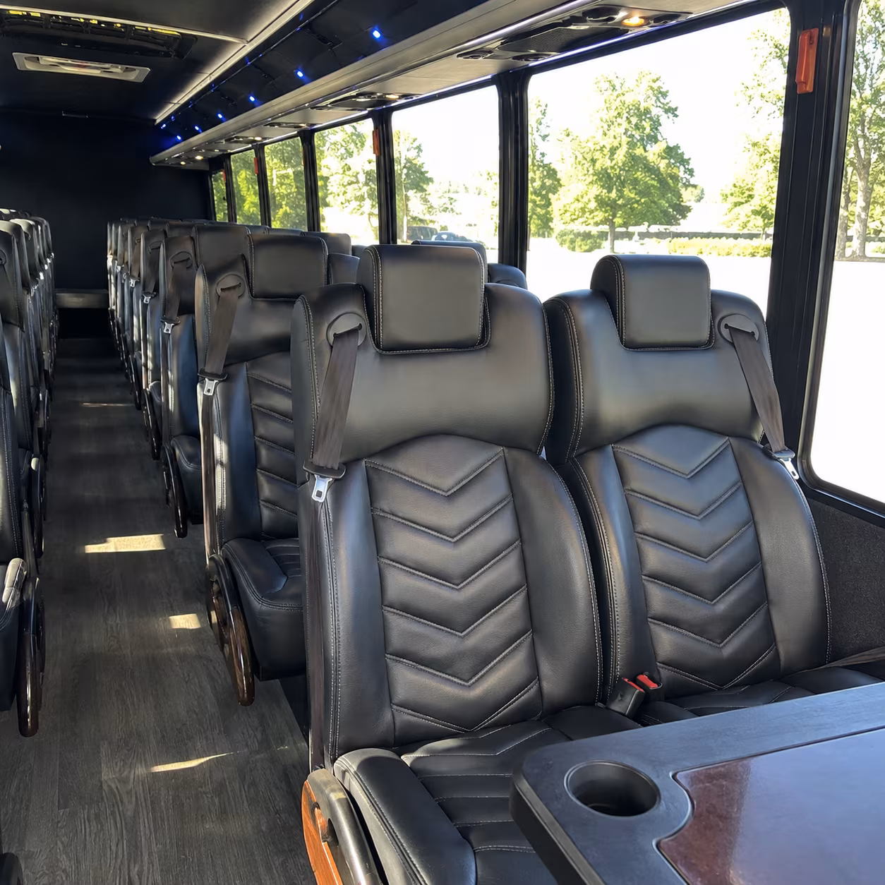 secure transportation for your next prom 1